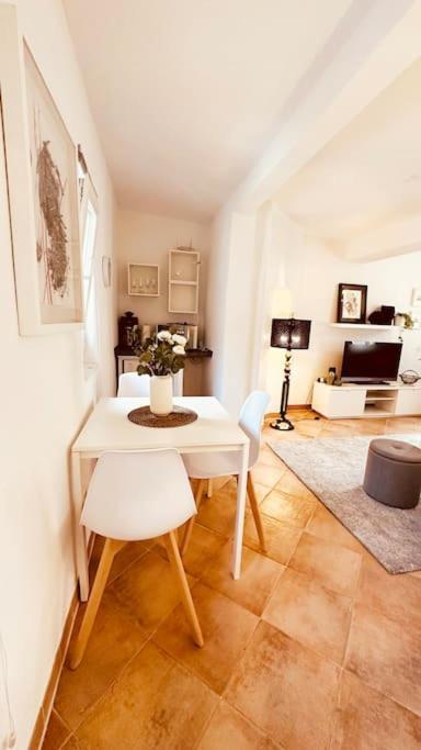 Kuenstler Ferienwohnung Am Weilburger Schloss, Marktplatz 9 المظهر الخارجي الصورة